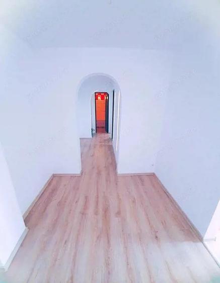 APARTAMENT 3 CAMERE RENOVAT, FINISAT, LIBER PENTRU MUTAT - 9