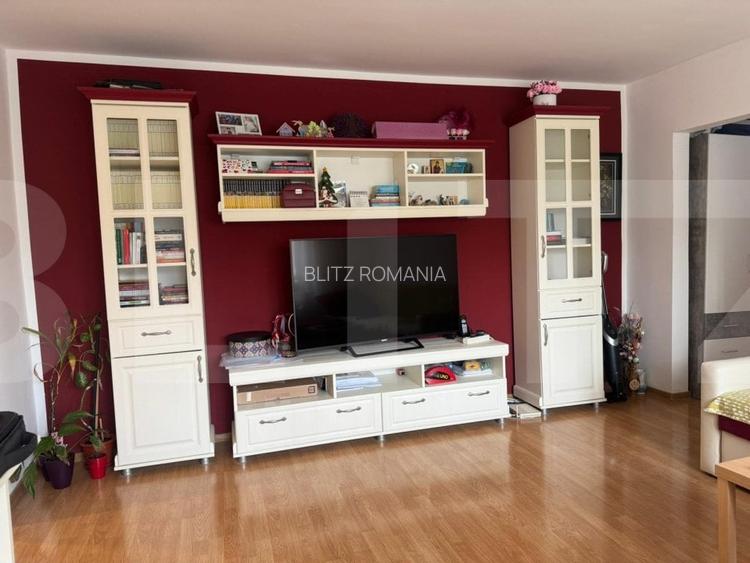 Apartament de vanzare, cu 3 camere, 73 mp, Soarelui