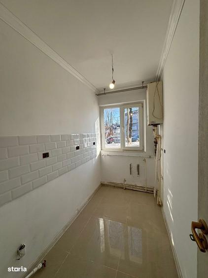 De vanzare apartament cu 2 camere, zona Bisericii Constantin ?i Elena - 3