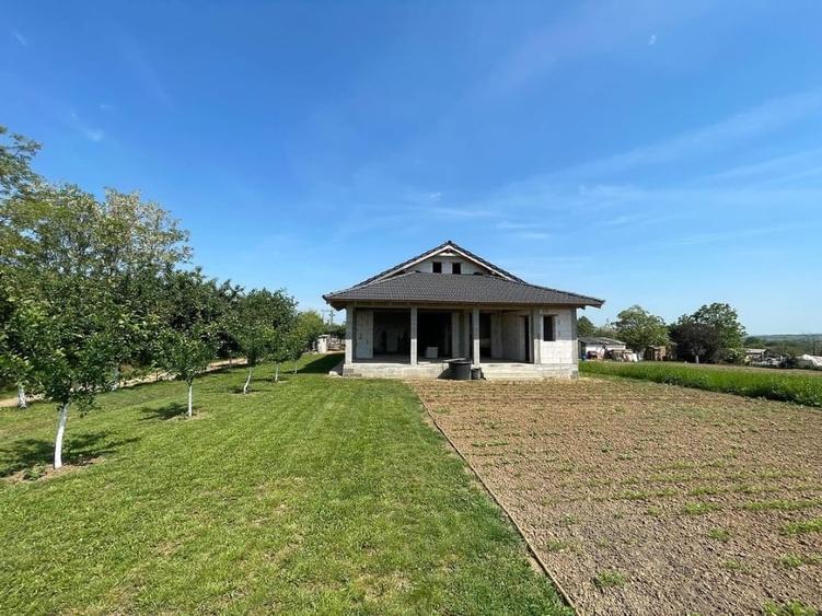 De vânzare – Casă nouă în roșu, sat Sârbi, comuna Sarbi (Bihor) - 10