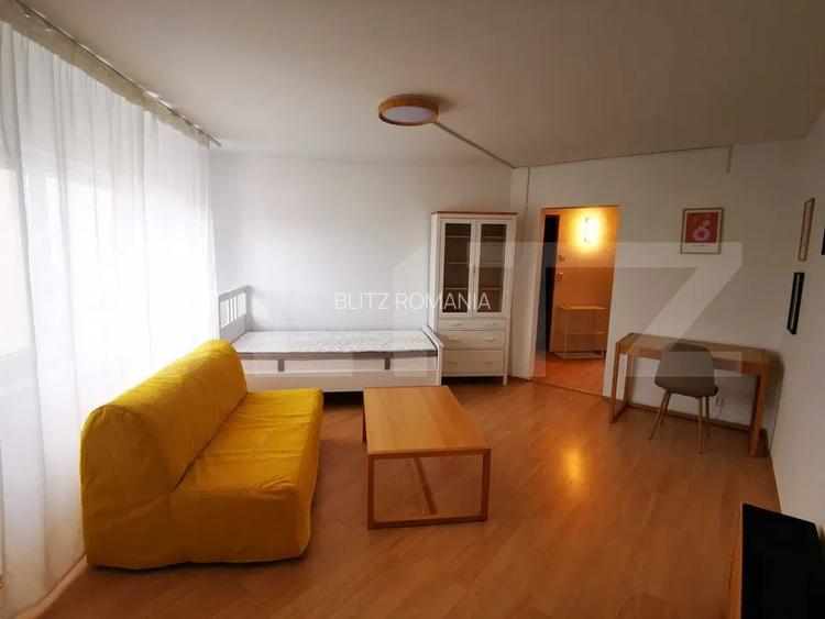 Apartament 2 camere, decomandat, modern, zona UMF