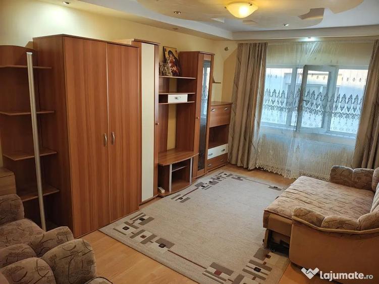 Inchiriez apartament 2 camere central - 4