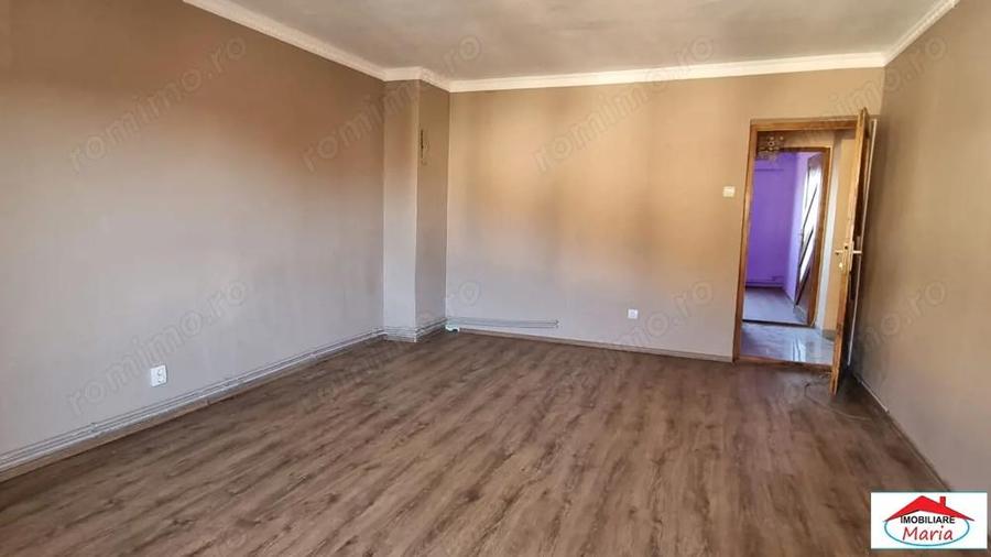 Apartament 2 camere decomandate etaj 3 semicentral - 5