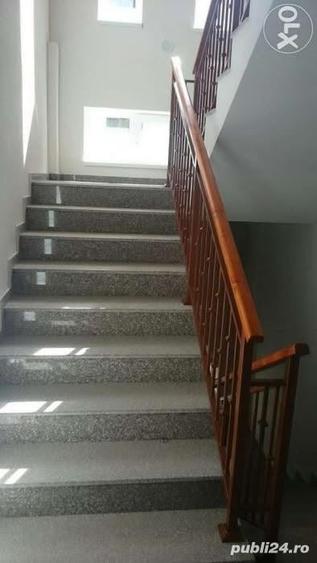 Apartament cu 5 camere decomandat în Calea Dumbrăvii
