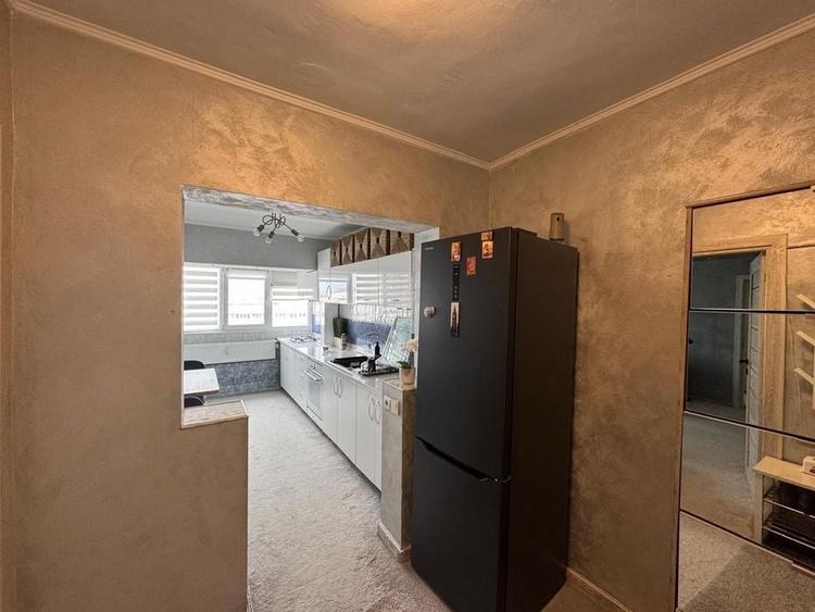 Apartament cu 2 camere semidecomandat, mobilat în Lujerului