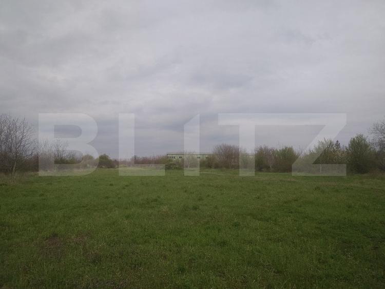 Teren agricol intravilan de 3515 mp, în Exterior Sud