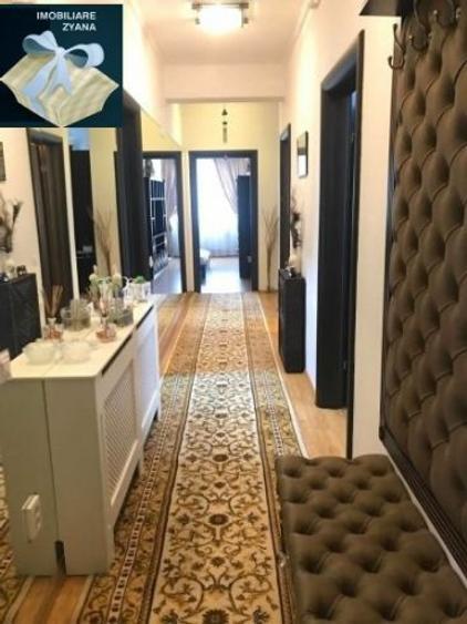 Apartament cu 3 camere decomandat în Dămăroaia