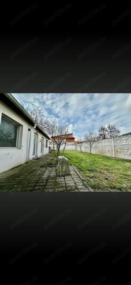 Casă cu 7 camere cu Teren 500 Mp în Șagului