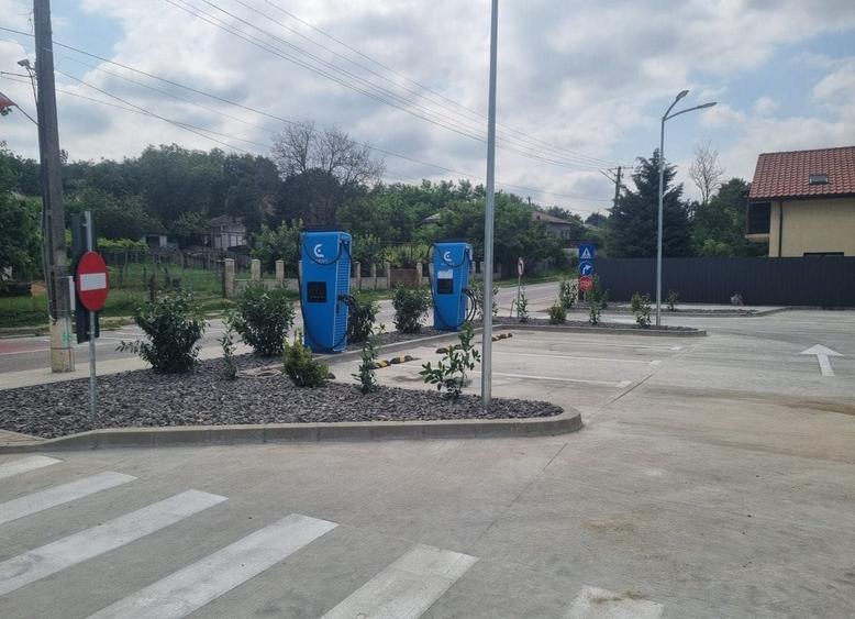 Spațiu comercial, de 837 mp, în Răducăneni