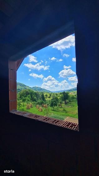 Casă cu Teren 1183 Mp în Corbeni