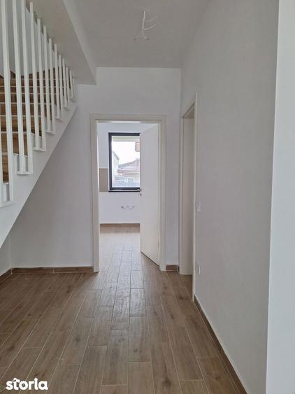 Casă cu 2 camere cu Teren 207 Mp în Sânpetru