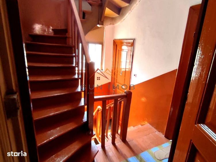 Casă cu 4 camere în Ultracentral