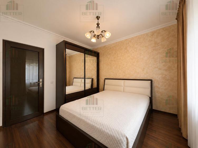 Apartament cu 3 camere decomandat în Metalurgiei