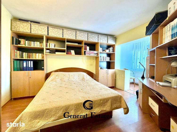 Apartament cu 3 camere decomandat în Nicolina