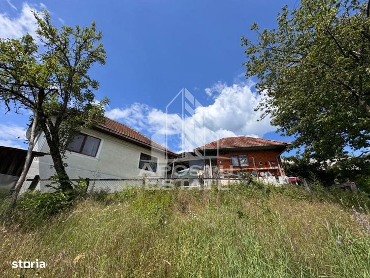 Casă cu 4 camere în Bădăi