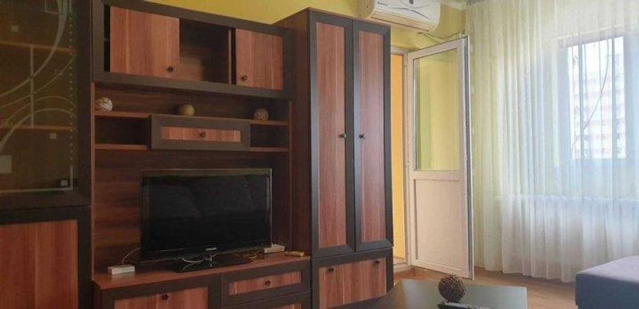 Garsonieră decomandată, mobilată în Iancului