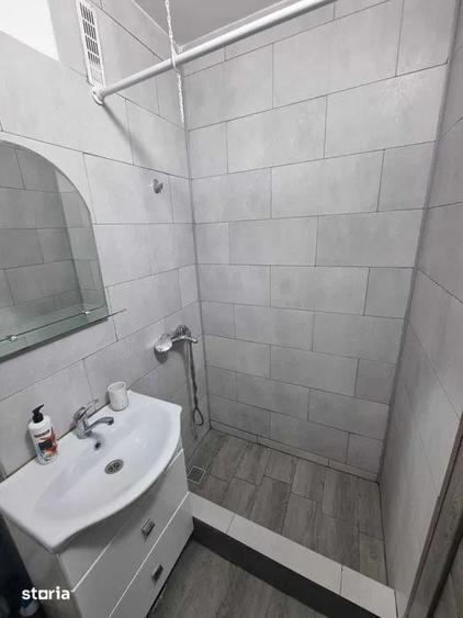 Garsonieră în Craiovița Nouă