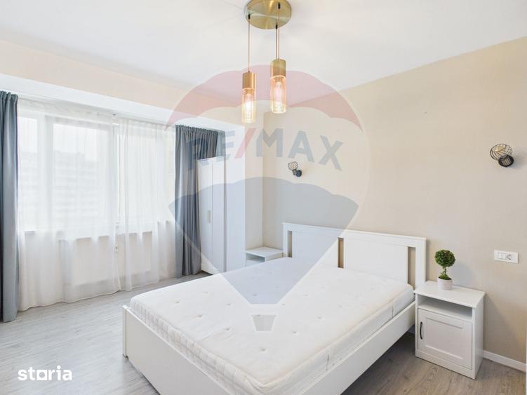 Apartament cu 3 camere în Tei