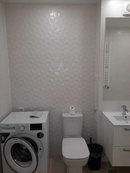 Apartament cu 2 camere semidecomandat în Cățelu