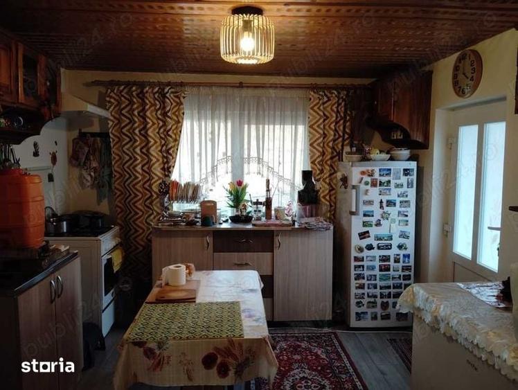 Casă cu 2 camere cu Teren 105 Mp în Stănița