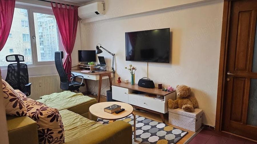 Apartament cu 3 camere decomandat, mobilat în Tineretului
