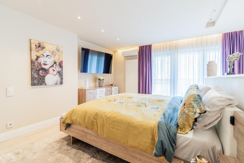 Duplex cu 5 camere cu Canalizare în Iancu Nicolae