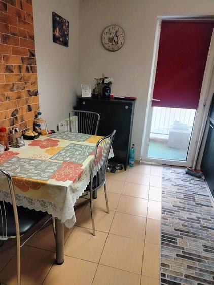 Apartament cu 2 camere decomandat în Exterior Vest