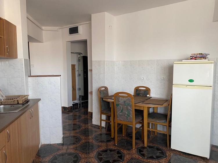 Apartament cu 2 camere decomandat în Mărăști