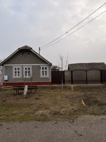 Casă cu 3 camere în Grăniceri