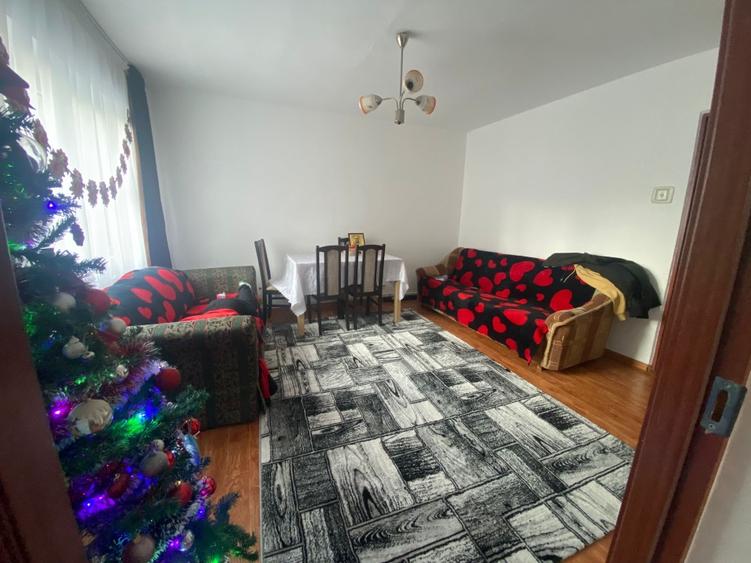 Apartament de vânzare,3 camere - 1