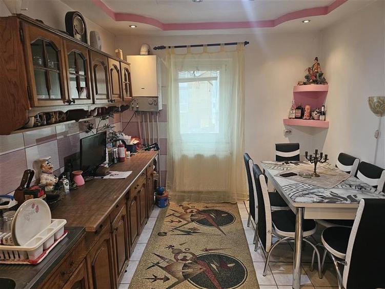 Resita, 3 Cam. Dec., Micro 4 - 6