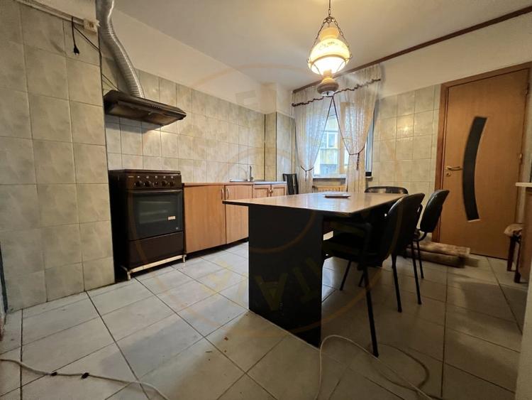 Apartament ultracentral 3 camere Maior Sontu Pitesti - 4