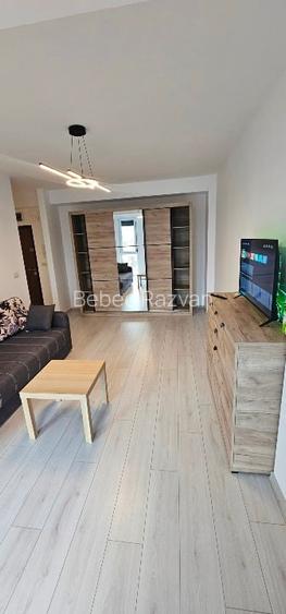 Proprietar inchiriez apartament cu 2 camere decomandat Calea Aradului