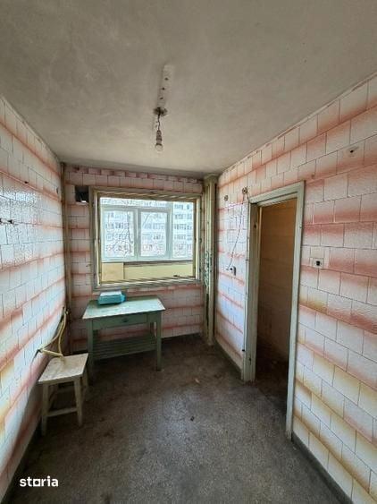 Apartament 3 camere de vanzare Giule?ti - 2