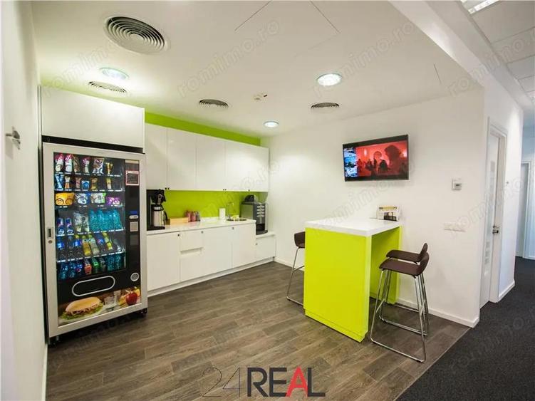 Birouri de inchiriat - servicii incluse - aproape de Marriott - 10