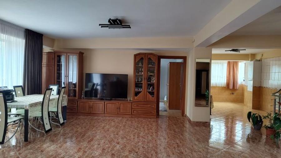  Uverturii & Militari  Cladire P+2  After &  Birouri,  380 mp.,  Curte 300mp. - 6