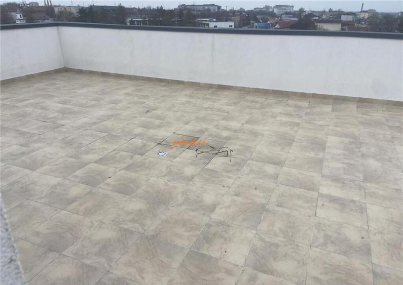 Penthouse cu 4 Camere si terasa de 160 mp in zona centrala a - 9