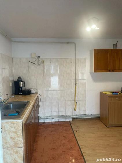 Vand casa caramida , zona linistita , str. Rodnei - 4