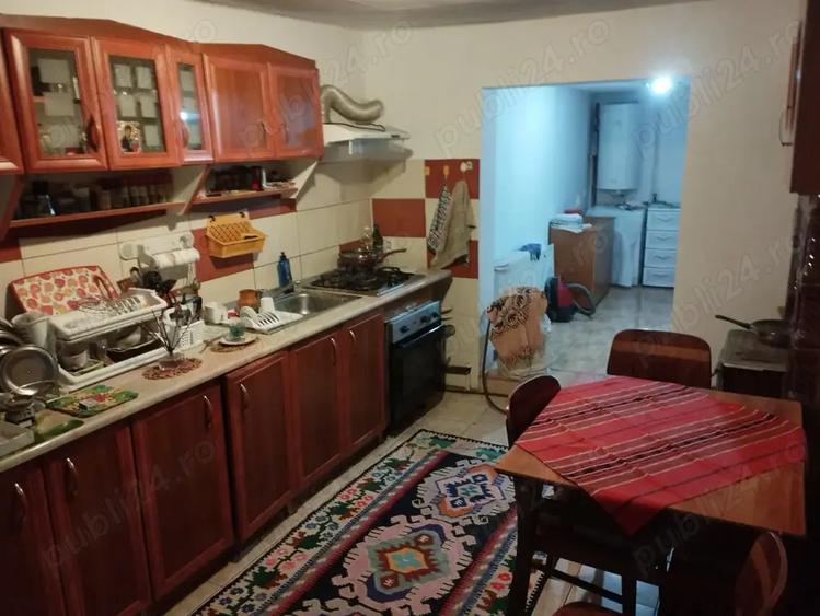 Vand casa cu trei camere 100 m2 in Buhusi, Bacau. - 5