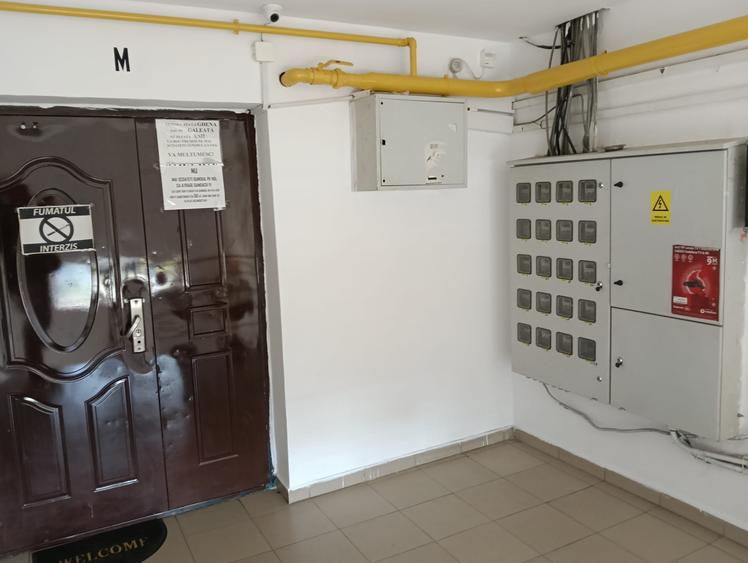 Apartament luminos, cu incaperi generoase si spatii de depozitare. - 1