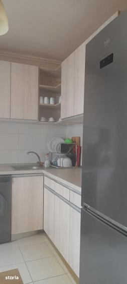 Apartament cu 2 camere semidecomandat în Dobroești