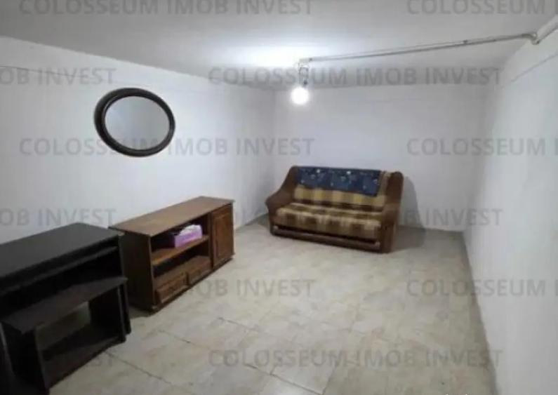 Garsoniera decomandata - zona Astra - 3