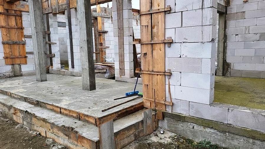 Casă în construcție, cartier nou, Vernești - 8