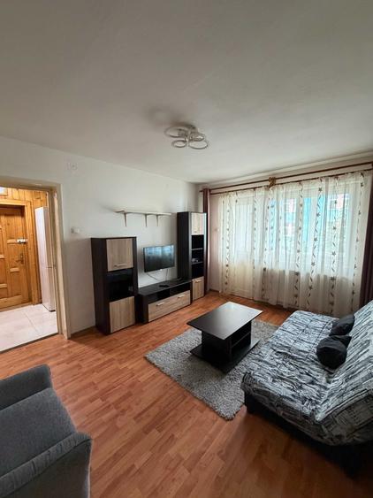 Apartament cu 2 camere semidecomandat în Kogălniceanu