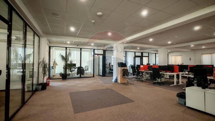 Cladire de birouri de 943.29mp de vânzare în zona Hipodrom 1 - 16