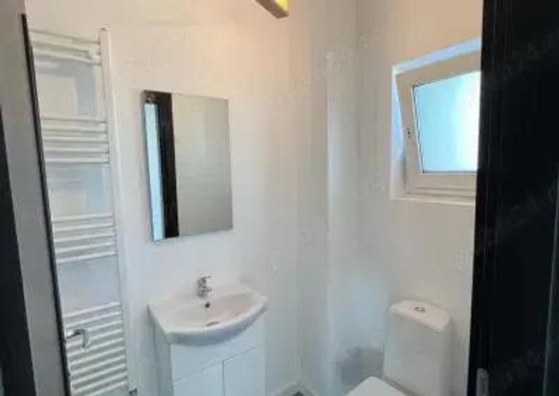 Casa Duplex P+1 cu curte Otopeni, zona 23 august - 4