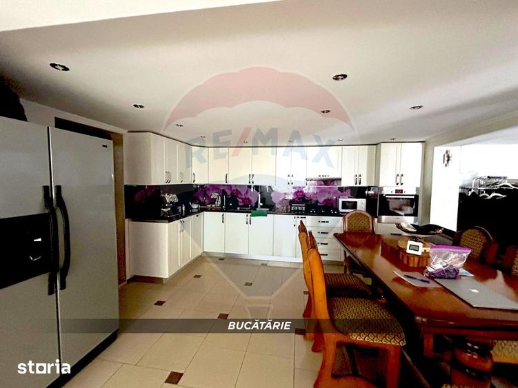 Casă cu 3 camere cu Teren 765 Mp în Central