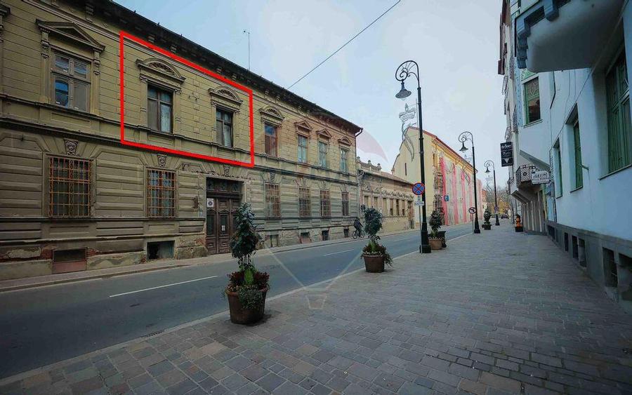 Apartament cu 2 camere de vanzare, cladire istorica, u... - 12