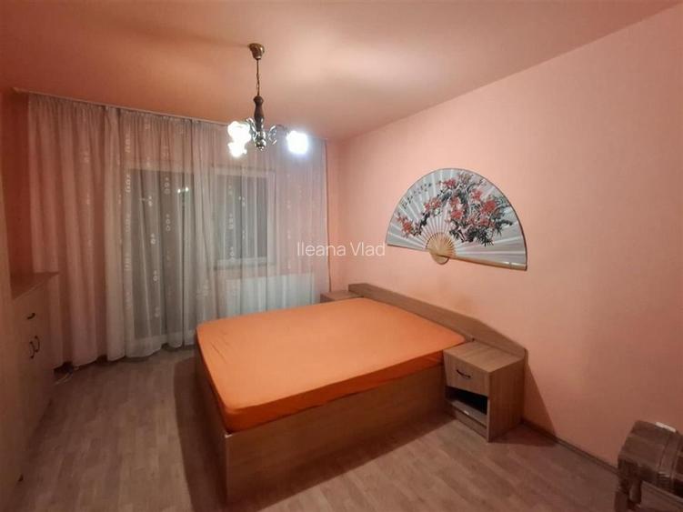 Apartament 3 camere decomandat 2 bai parcare zona Selimbar