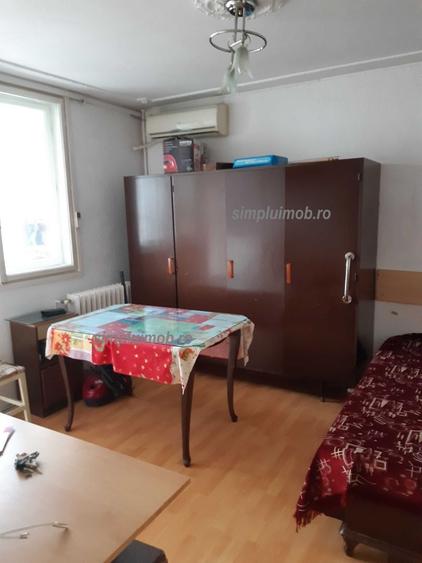 Metrou 1 Decembrie 3 Camere - 4